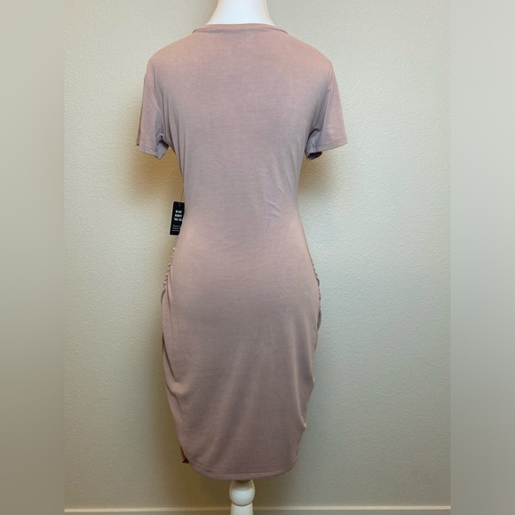 NWT Express Woman Silky Sueded Mauve Jersey Ruched T-Shirt Dress Size Small - Picture 2 of 5